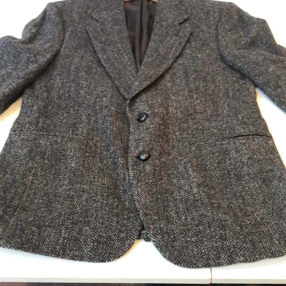 Gray Tweed wool Sport Coat Single breasted 2 button Structured Shoulders *42